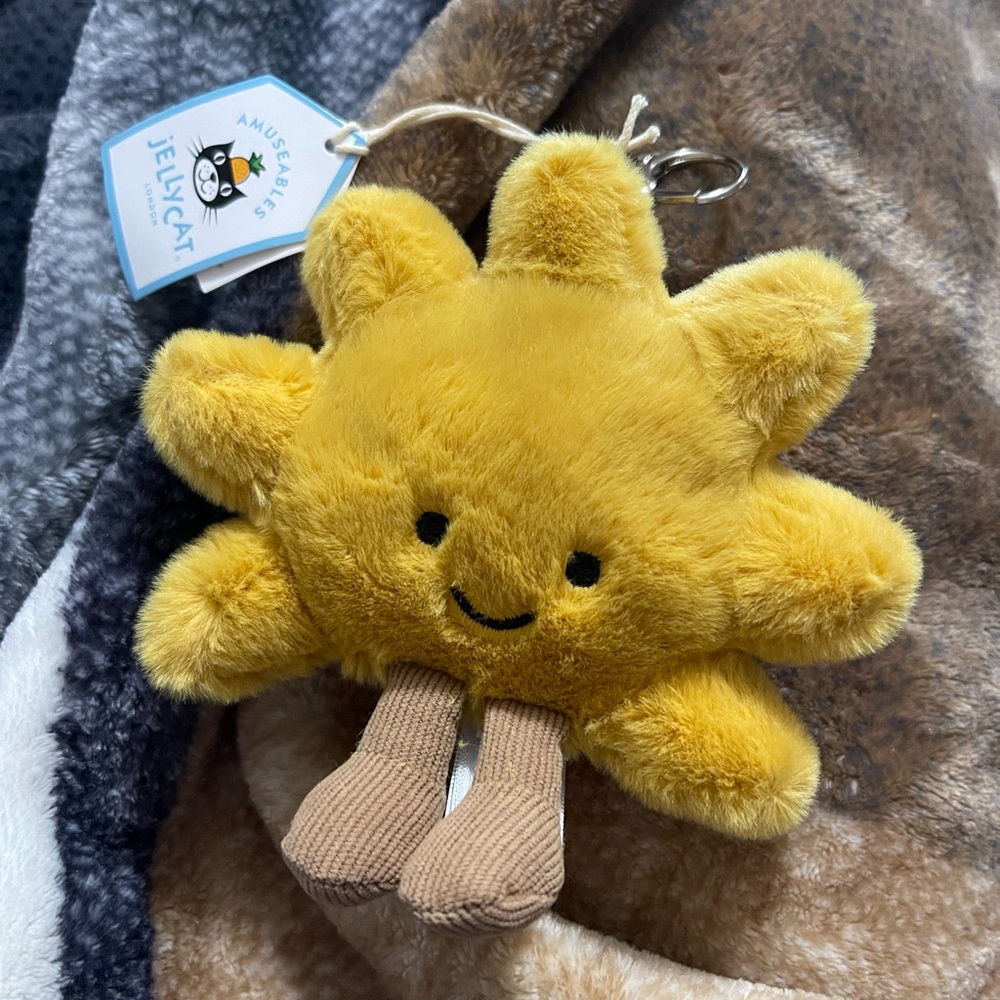 ✨Jellycat✨ Amuseables Sun bag charm